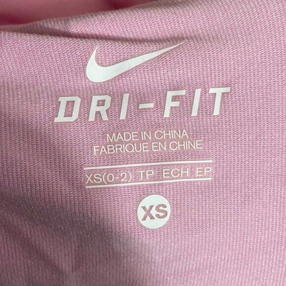 Nike Dri-Fit Pink Half Zip Active Pullover Jacket - Picture 3 of 3